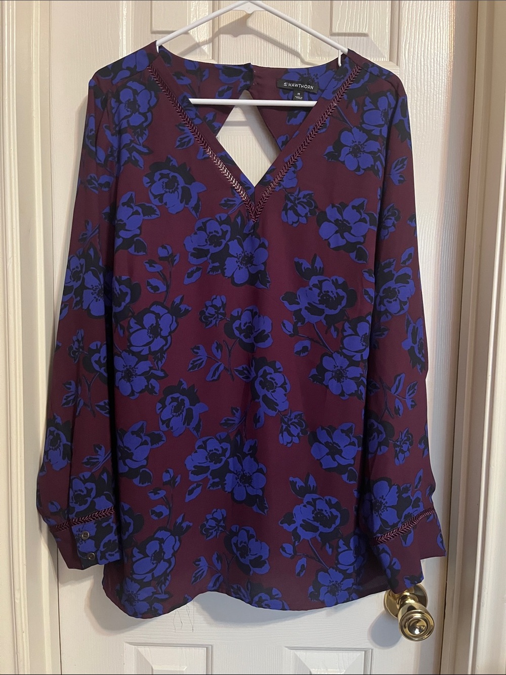 41 Hawthorn 2X Plum Blue Floral V-Neck Long Sleeve Plus Size Blouse - Picture 2 of 9